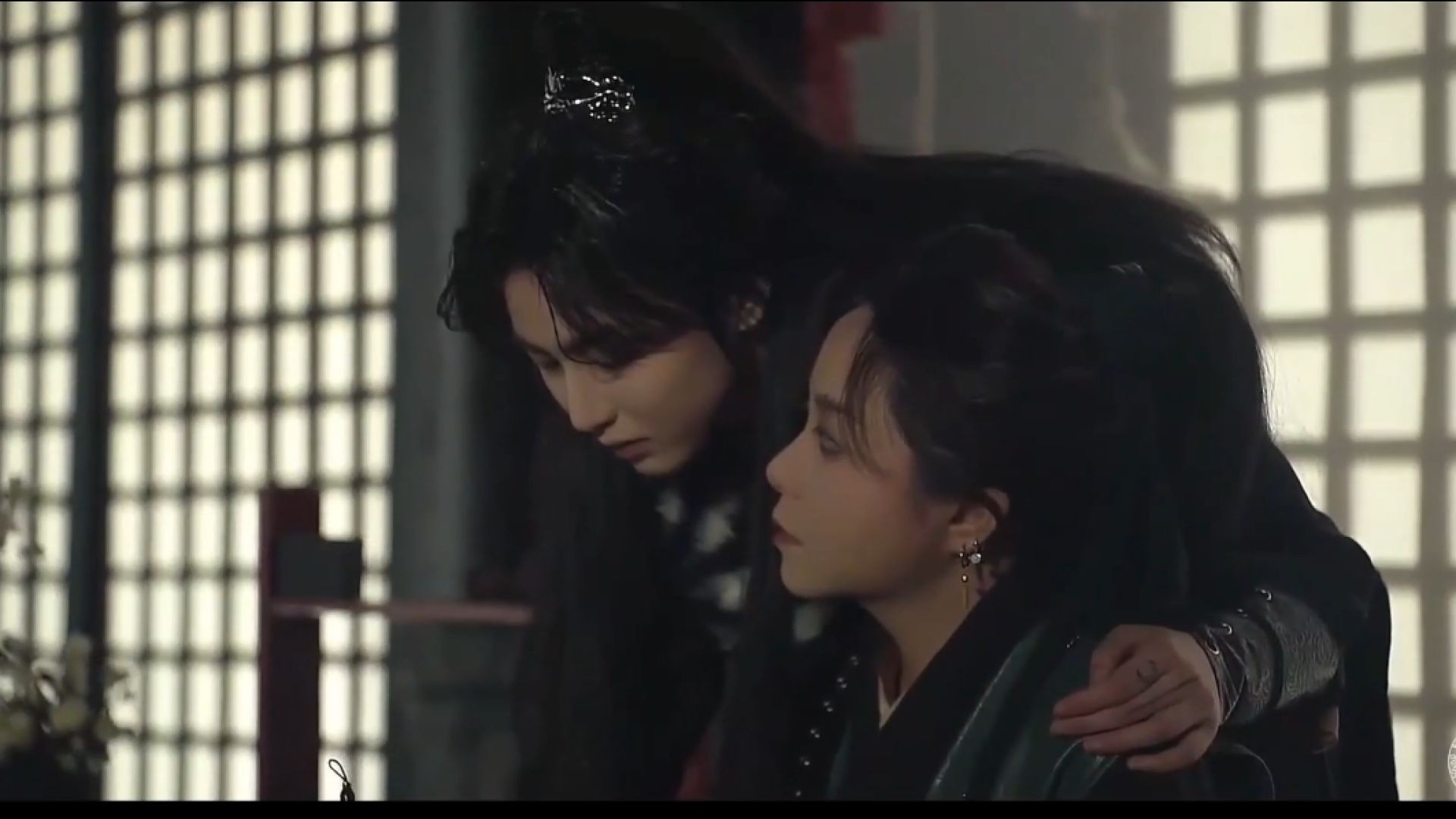 Different paths EP2
