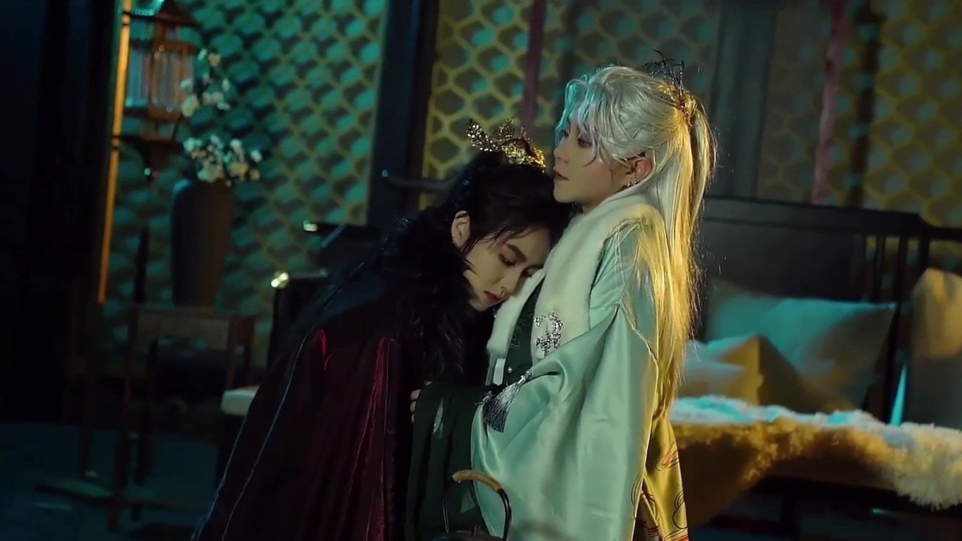 Shackles EP8