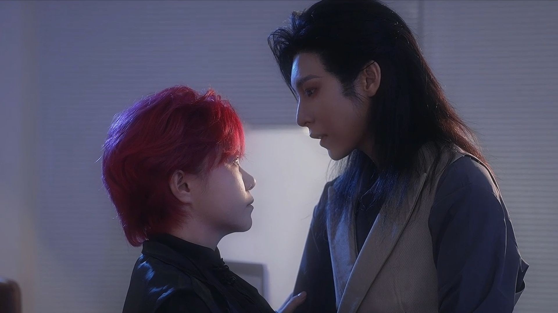 ⁣Do not touch 2 EP5