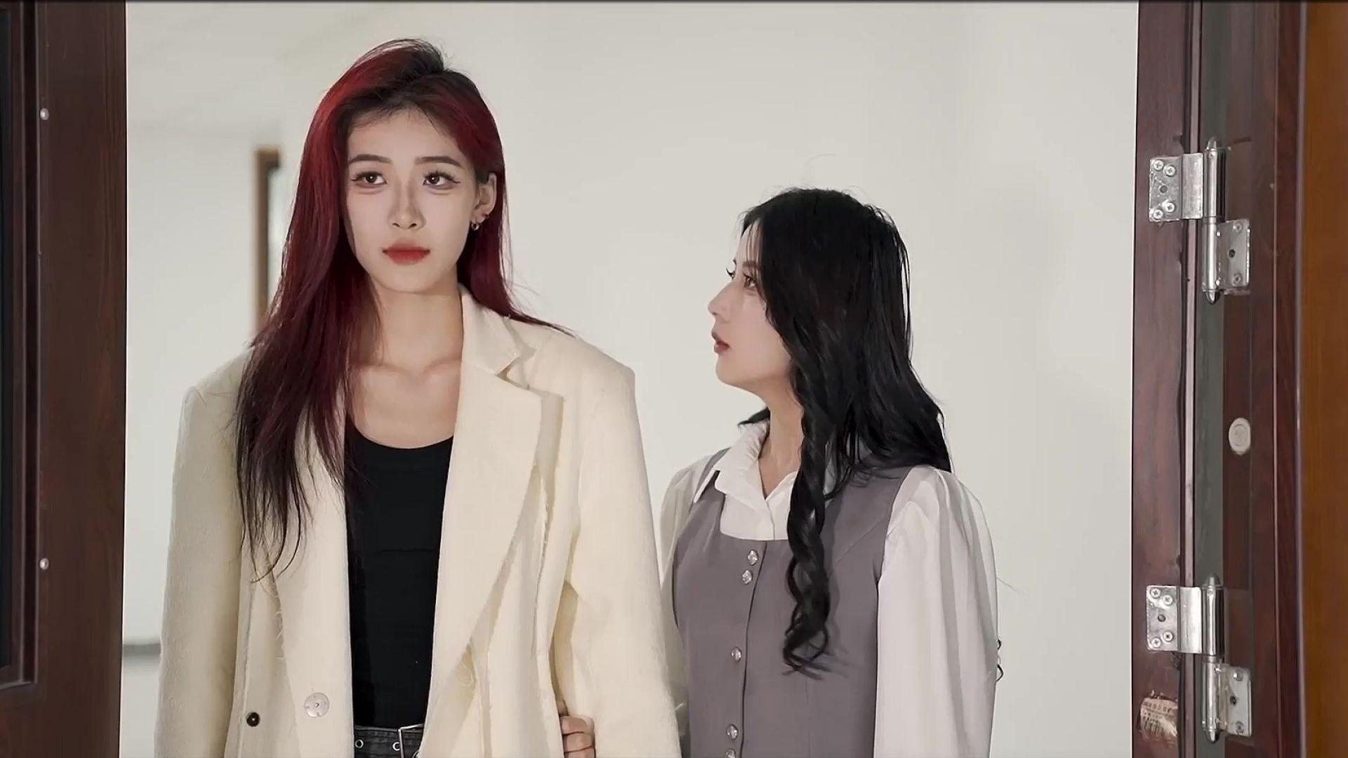 ⁣crossing to become the follower of the vicious female partner EP20